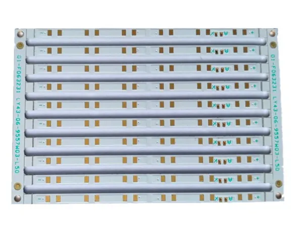 Elektriline rakendus Alumiiniumist trükkplaat